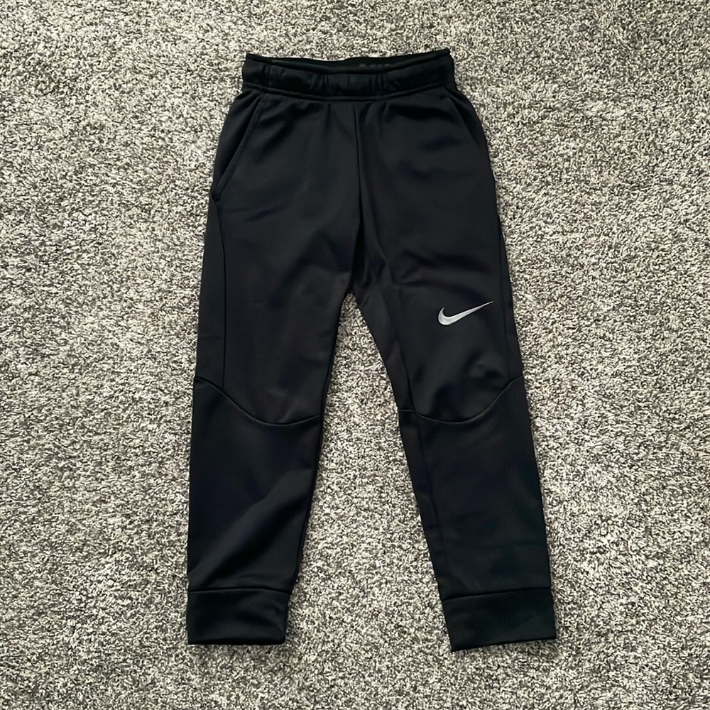 Kids Nike Dri-Fit Sweatpants.  Size Small